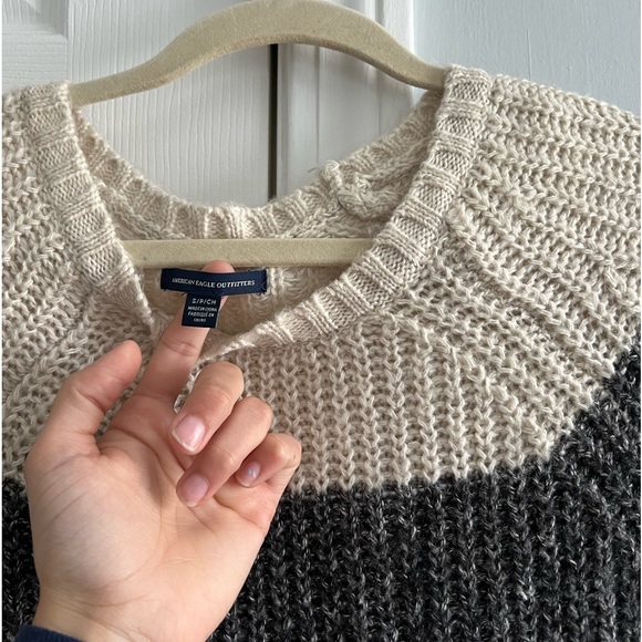 American Eagle Sweater - Picture 2 of 2
